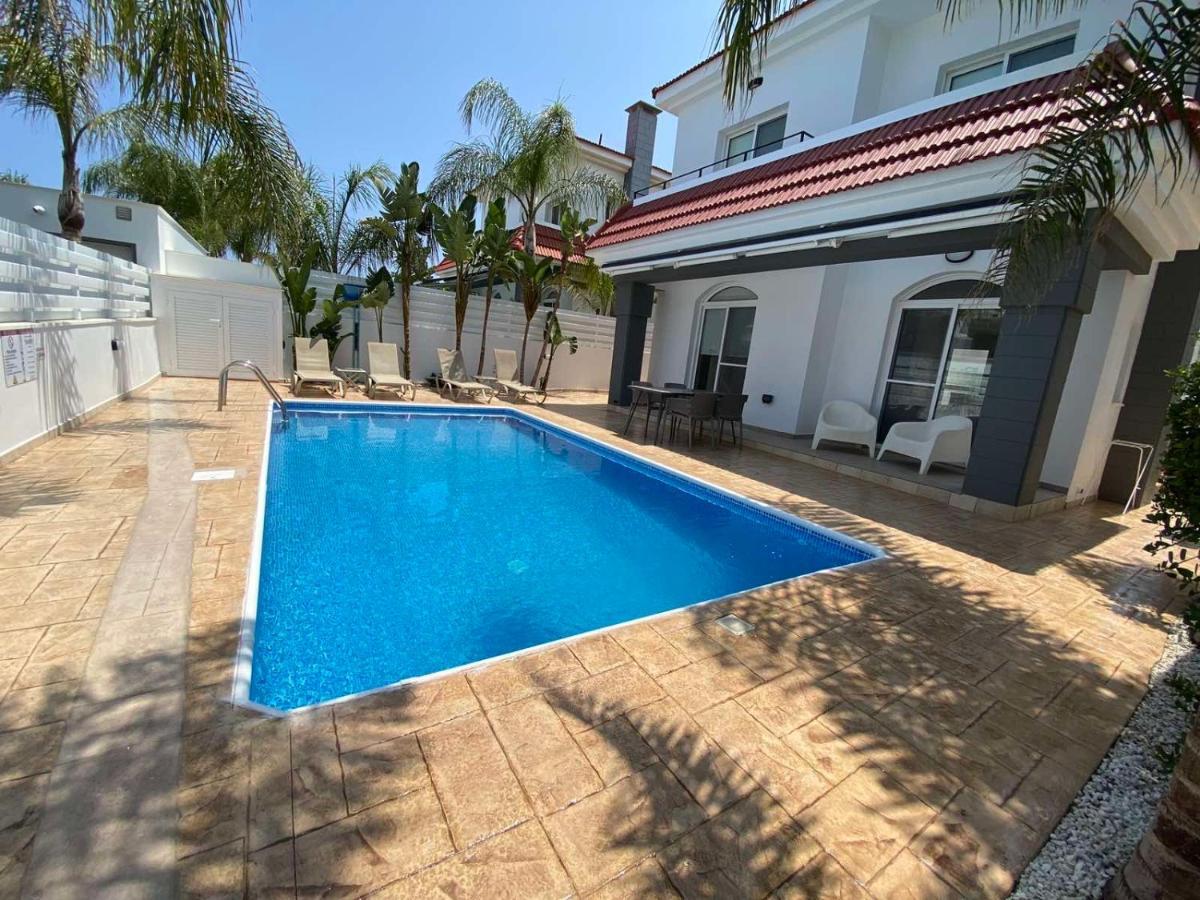 Villa Diana - 200 Meters From Kapparis, Fireman'S Beach Paralimni Dış mekan fotoğraf