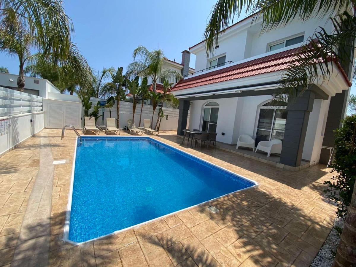 Villa Diana - 200 Meters From Kapparis, Fireman'S Beach Paralimni Dış mekan fotoğraf